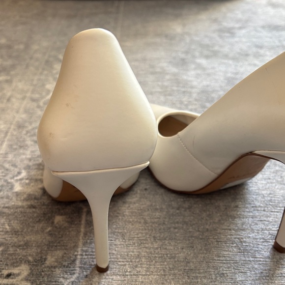 White High Heels - Picture 7 of 7
